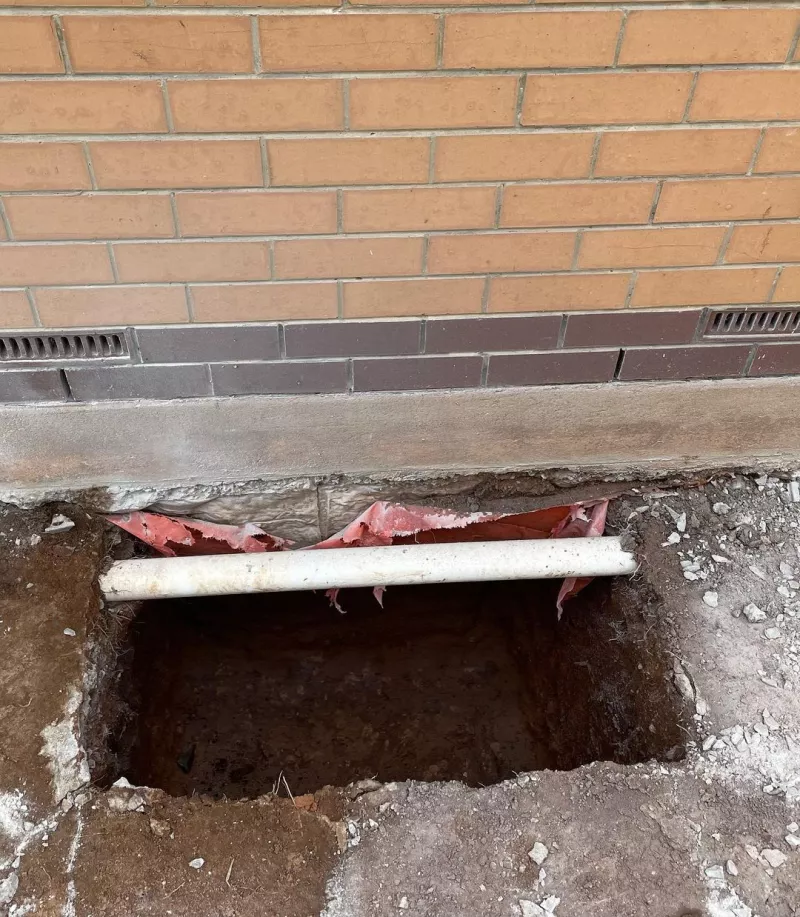 Underpinning excavation beneath a brick wall footing – underpinning and reblocking in Lorne